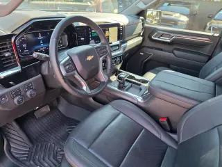 2024 Chevrolet Silverado 1500 LTZ Crew Cab 4WD