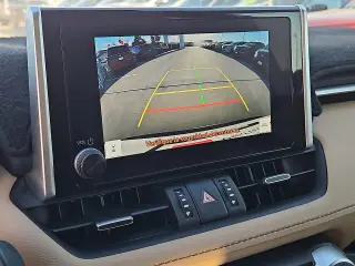 Toyota RAV4 Híbrido 2024 AWD XLE Premium 4dr SUV