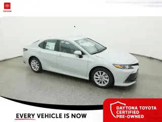 Toyota Camry 2024 LE 4dr Sedán