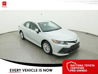 Toyota Camry 2024 LE 4dr Sedán