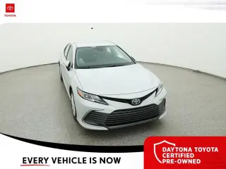 Toyota Camry 2024 LE 4dr Sedán