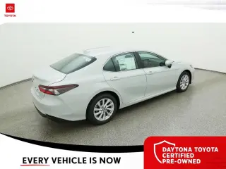 Toyota Camry 2024 LE 4dr Sedán