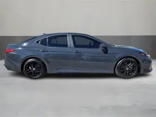 Toyota Camry 2026 SE 4dr Sedán