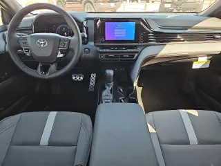 Toyota Camry 2026 SE 4dr Sedán