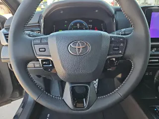 Toyota Camry 2026 SE 4dr Sedán