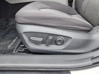 Toyota Camry 2020 LE 4dr Sedán