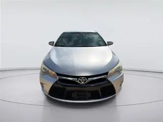 Toyota Camry 2017 SE 4dr Sedán