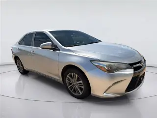 Toyota Camry 2017 SE 4dr Sedán