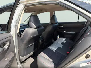 Toyota Camry 2017 SE 4dr Sedán