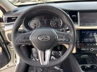 INFINITI QX50 2019 AWD Essential 4dr Crossover