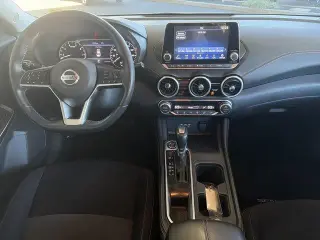 Nissan Sentra 2021 SR Sedán 4 puertas