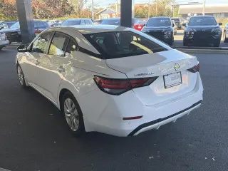 Nissan Sentra 2021 S 4dr Sedán
