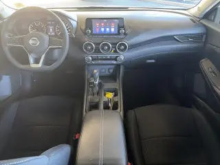 Nissan Sentra 2021 S 4dr Sedán