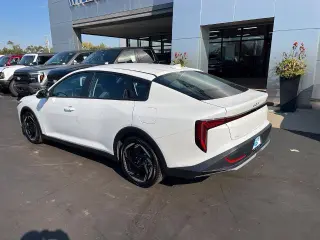 Kia K4 2025 EX 4dr Sedán