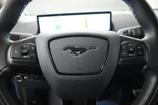 Ford Mustang Mach-E 2023 Premium 4dr SUV