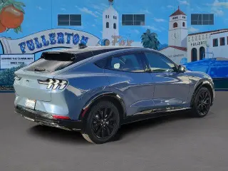 Ford Mustang Mach-E 2023 Premium 4dr SUV