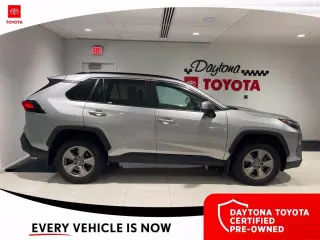 Toyota RAV4 2024 XLE 4 SUV