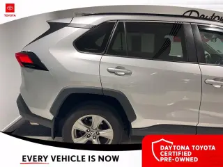Toyota RAV4 2024 XLE 4 SUV