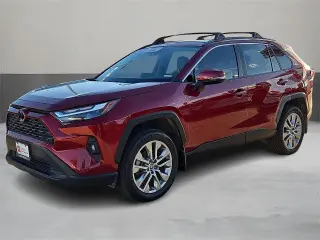 Toyota RAV4 2023 XLE Premium 4dr SUV