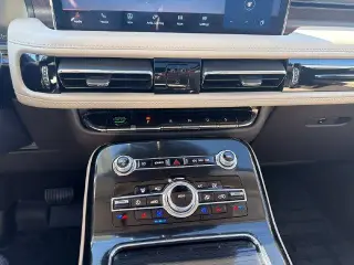 Lincoln Nautilus 2022 AWD Reserve SUV 4 puertas