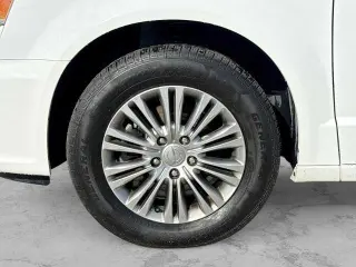 Chrysler Town and Country 2014 Touring-L 4dr Mini-Van