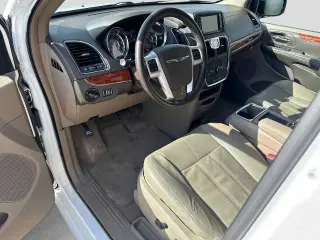 Chrysler Town and Country 2014 Touring-L 4dr Mini-Van