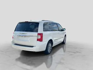 Chrysler Town and Country 2014 Touring-L 4dr Mini-Van