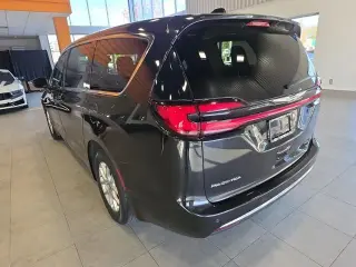 Chrysler Pacifica 2023 Touring L 4dr Mini-Van