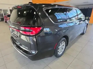 Chrysler Pacifica 2023 Touring L 4dr Mini-Van