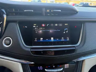 Cadillac XT5 2018 4 SUV