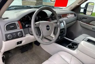 GMC Sierra 2500HD 2008 4WD SLT 4dr Crew Cab LB