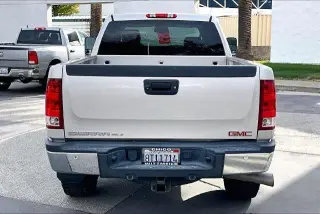 GMC Sierra 2500HD 2008 4WD SLT 4dr Crew Cab LB
