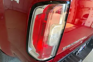 GMC Canyon 2020 4x4 SLT 4dr Crew Cab 5 ft. SB