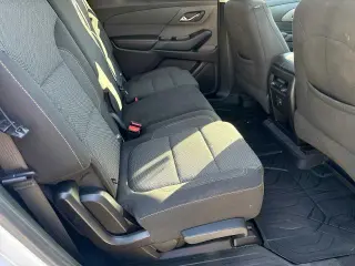 Chevrolet Traverse 2018 LS 4 SUV w/1LS