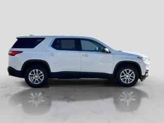 Chevrolet Traverse 2018 LS 4 SUV w/1LS