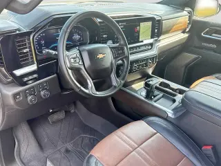 Chevrolet Silverado 1500 2024 4x4 High Country 4dr Crew Cab 5.8 ft. SB