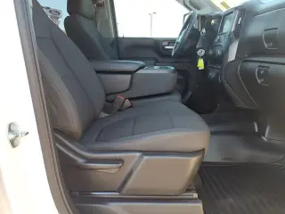 Chevrolet Silverado 2500HD 2023 4x4 Custom Cabina Crew 4 puertas
