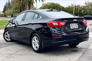 Chevrolet Cruze 2016 LT Auto 4dr Sedán con 1SD