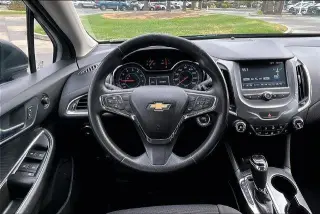 Chevrolet Cruze 2016 LT Auto 4dr Sedán con 1SD