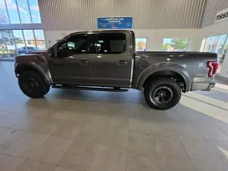 Ford F-150 2018 4x4 Raptor 4dr SuperCrew 5.5 ft. SB