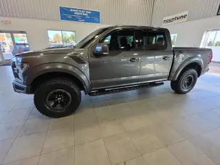 Ford F-150 2018 4x4 Raptor 4dr SuperCrew 5.5 ft. SB