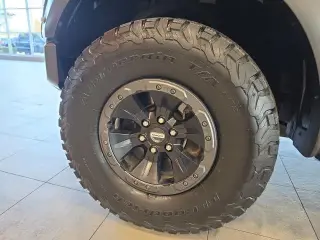Ford F-150 2018 4x4 Raptor 4dr SuperCrew 5.5 ft. SB