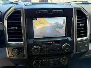 Ford F-150 2015 4x4 XLT 4dr SuperCrew 5.5 ft. SB