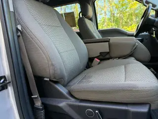 Ford F-150 2015 4x4 XLT 4dr SuperCrew 5.5 ft. SB