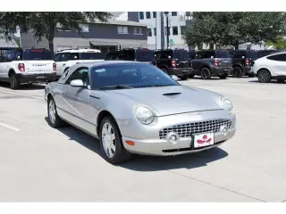 Ford Thunderbird 2004 Deluxe 2dr Convertible