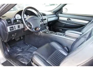 Ford Thunderbird 2004 Deluxe 2dr Convertible