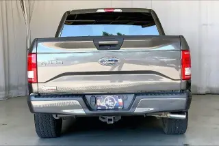 Ford F-150 2017 4x2 XLT 4 puertas SuperCrew 5.5 pies. SB