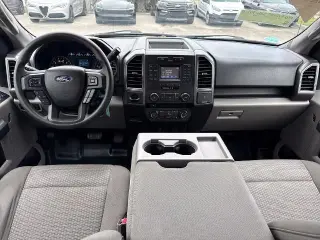 Ford F-150 2017 4x2 XLT 4dr SuperCrew 5.5 ft. SB