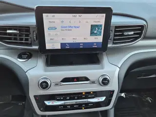 Ford Explorer 2023 AWD XLT 4dr SUV