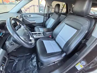 Ford Explorer 2023 AWD XLT 4dr SUV